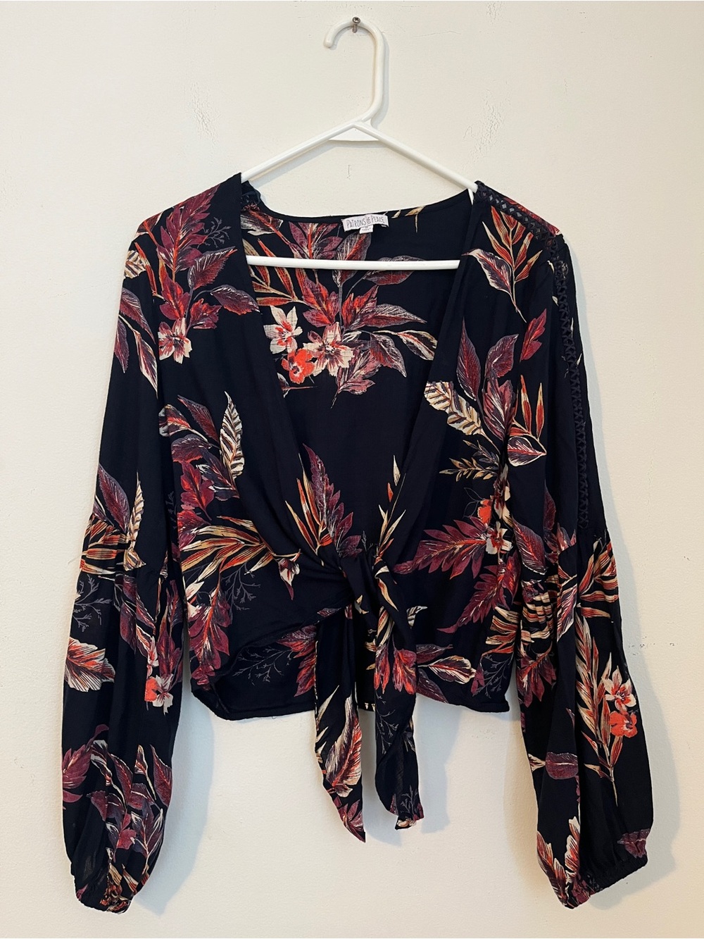 Patrons of Peace Black Tie-Front Blouse with Red Floral Print size M Lightweight
